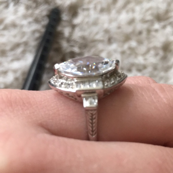 Stunning sterling ring - Picture 4 of 5